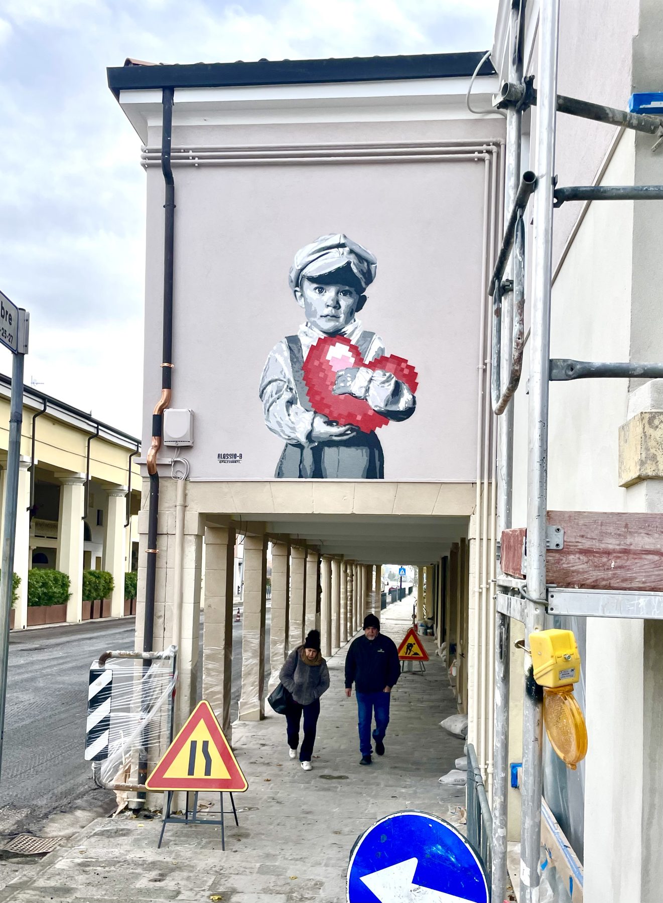 Baby Heart — murales Alessio B