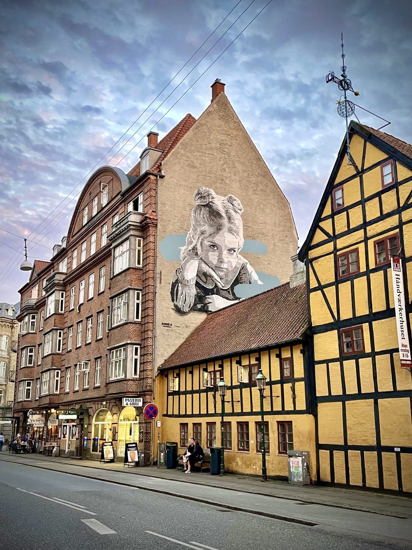 Passing on History — murales Alessio B, Borgergade 1, Aalborg (DK)