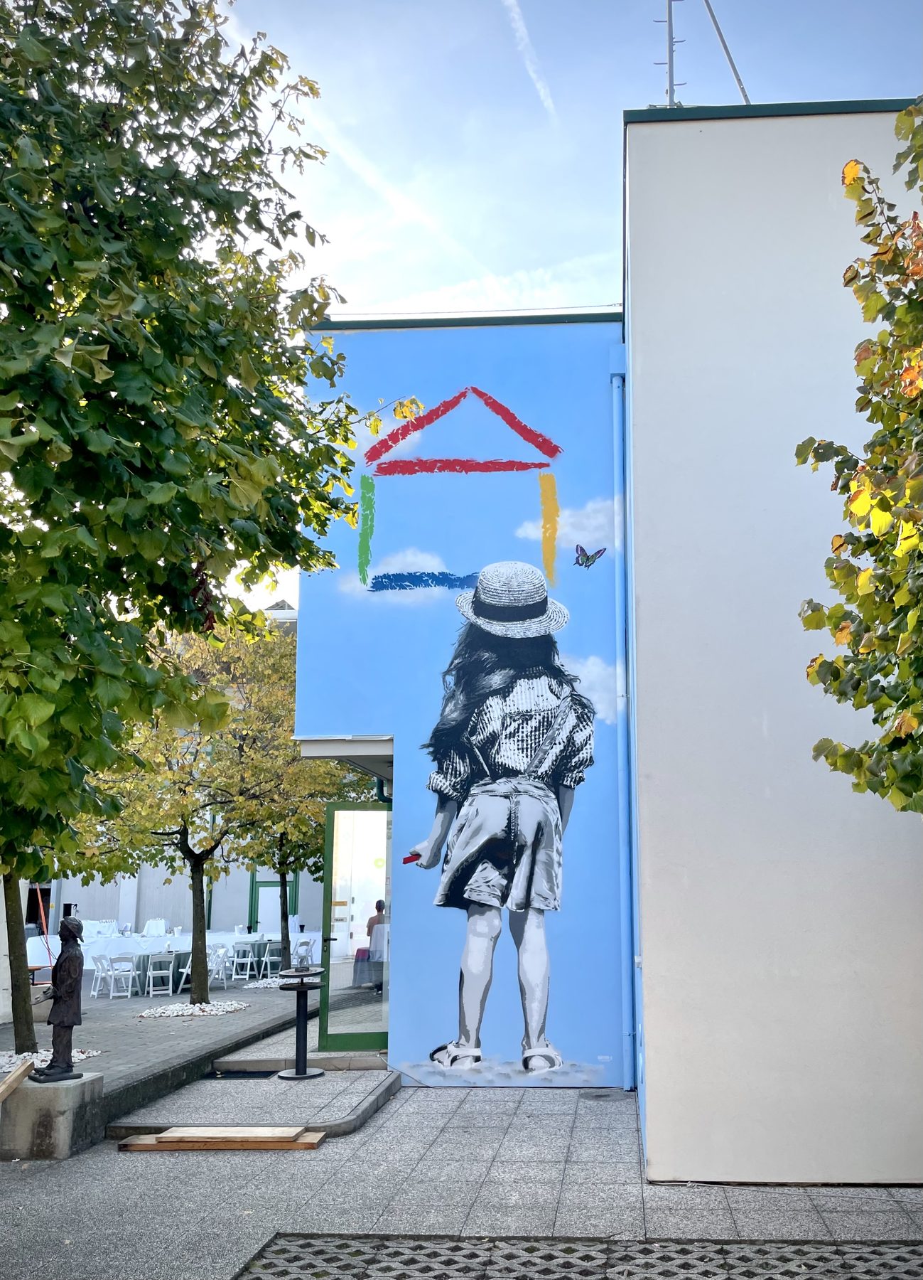 La casa disegnata — murales Alessio B