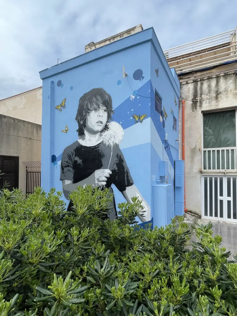 HOME — opera Alessio B